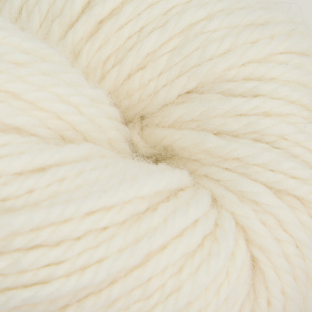 Bleached White : Fine Yarn