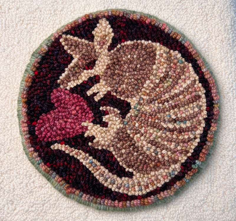 I Love Armadillos- Beading As Fill And Pattern By Taryn Kail