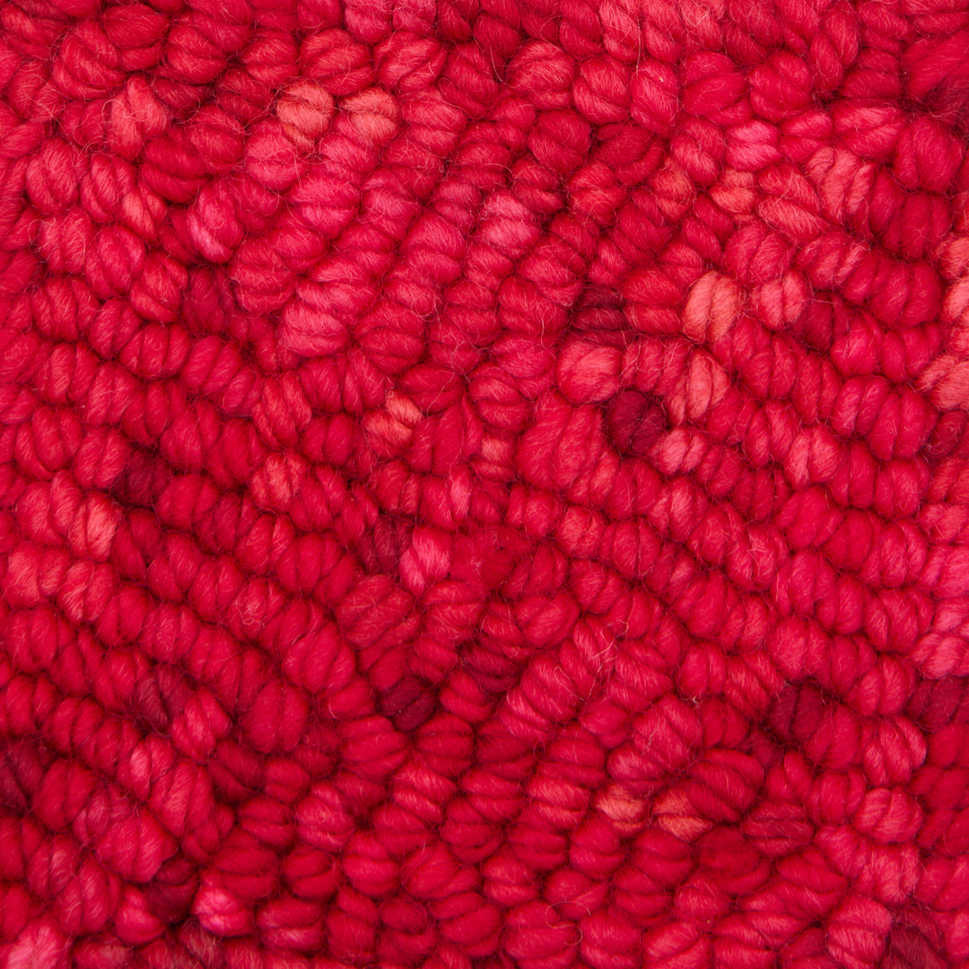 Magic Magenta : Rug Yarn