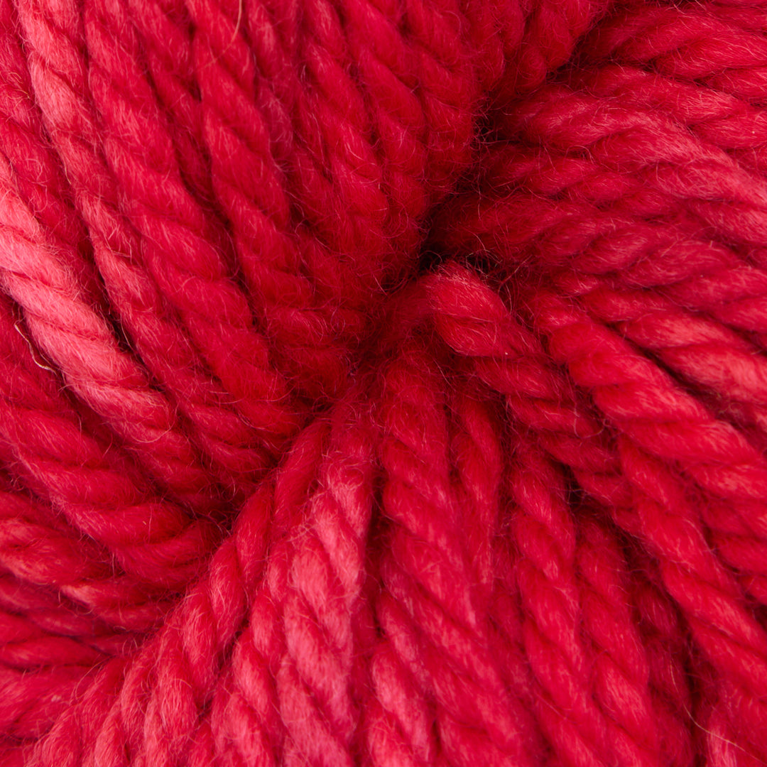 Magic Magenta : Rug Yarn