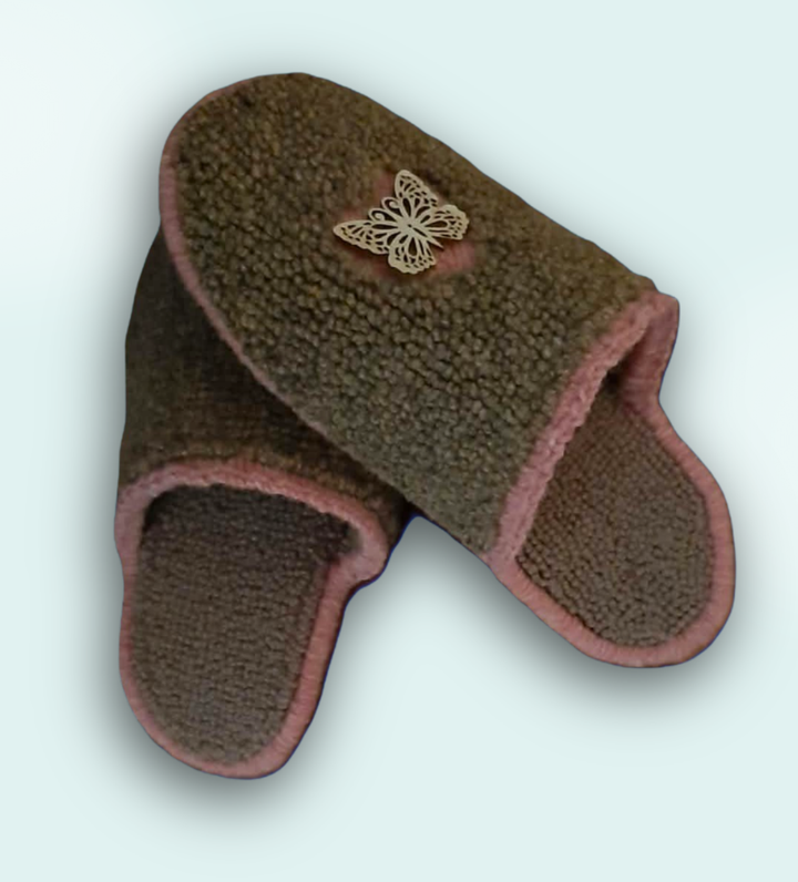 Punching Mule Moccasins